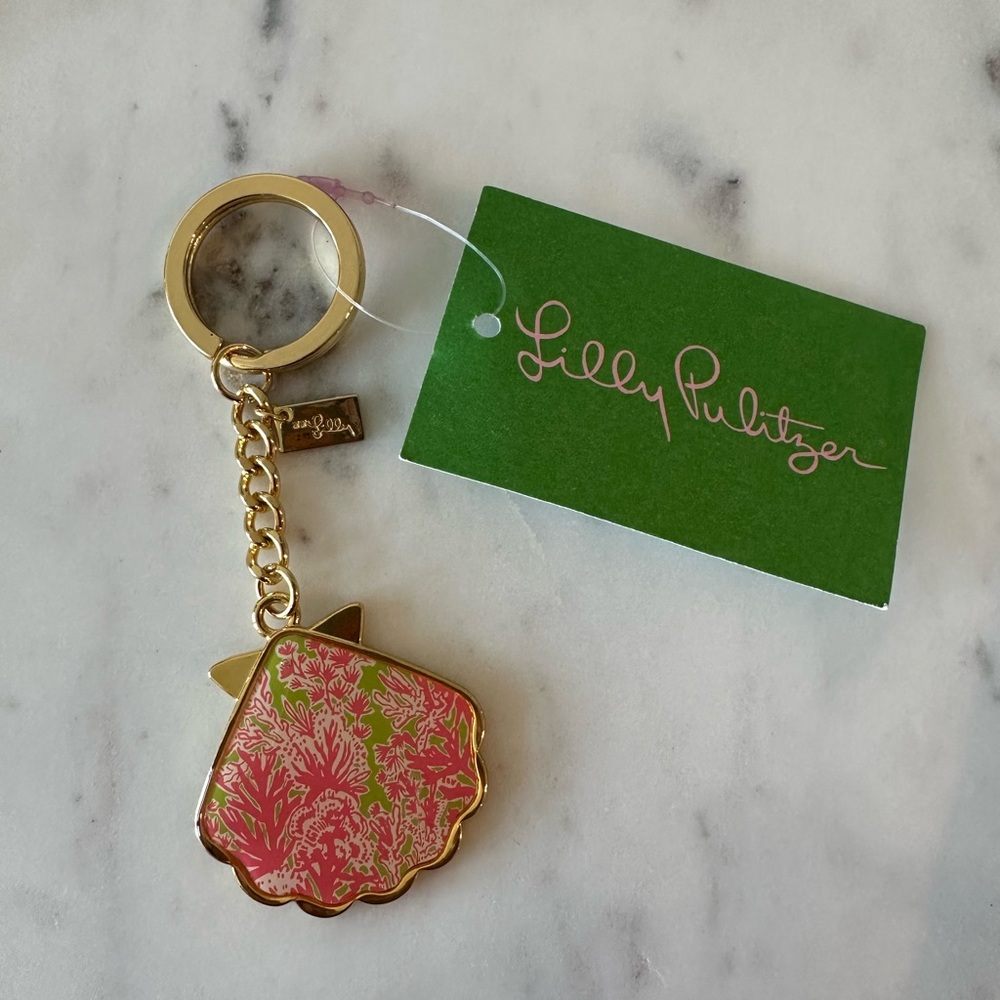 Lilly Pulitzer Shell Yeah Keychain